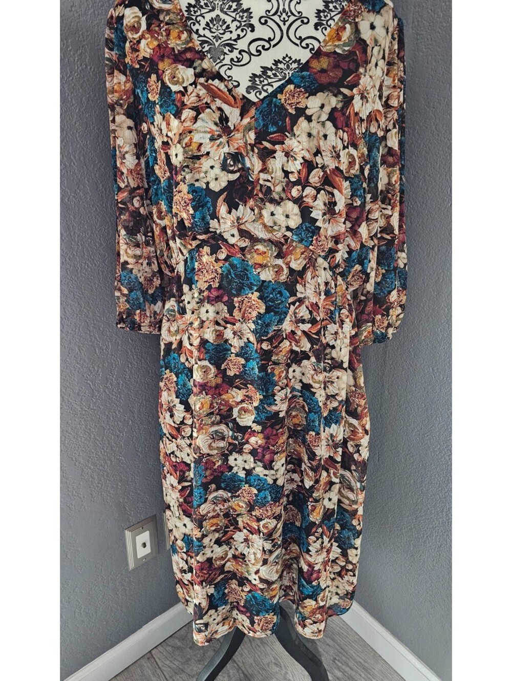 New Women's Connected Apparel Floral Dress Long Layered Size 16 Multicolor Style